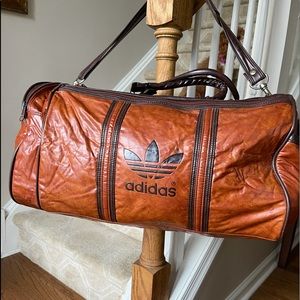 ADIDAS ~🎉 HOST PICK🎉Vintage Rare Duffel Bag